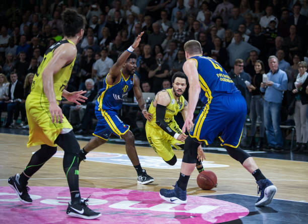 可撼动格局 可撼动格局