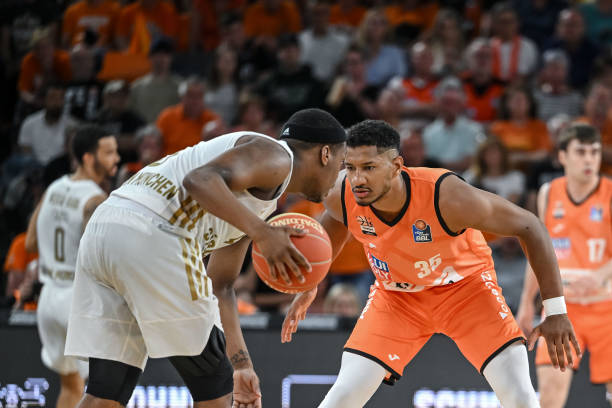 他的到来 他的到来