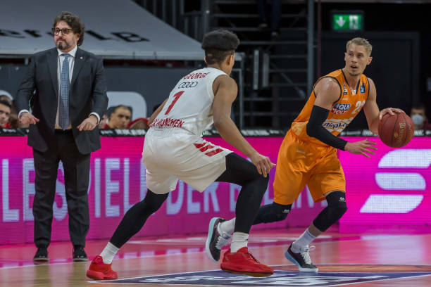 在此次亚洲 在此次亚洲